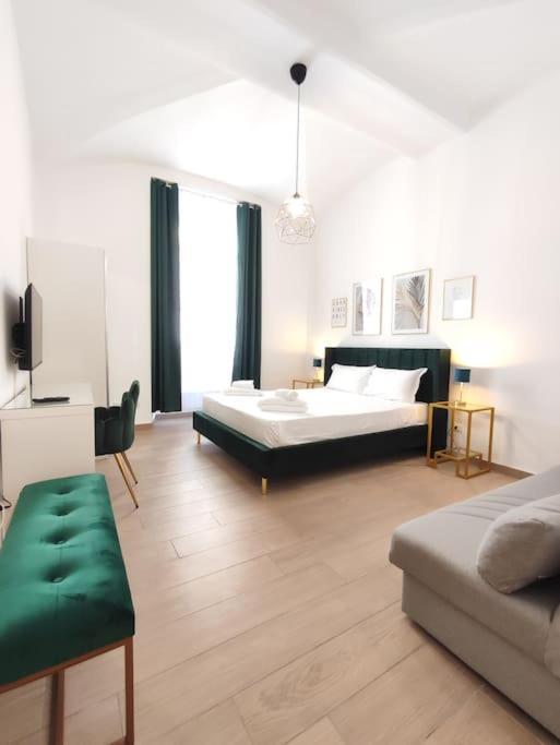The Gold Apartment Рим Екстериор снимка